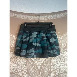 Lululemon Pace Rival Mid-Rise Skirt in Heritage 365 Camo Tidewater Teal Multi